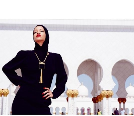 Rihanna chassée de la Mosquée Cheikh Zayed à Abu Dhabi rihanna-mosquée-cheikh-zayed-Dubai